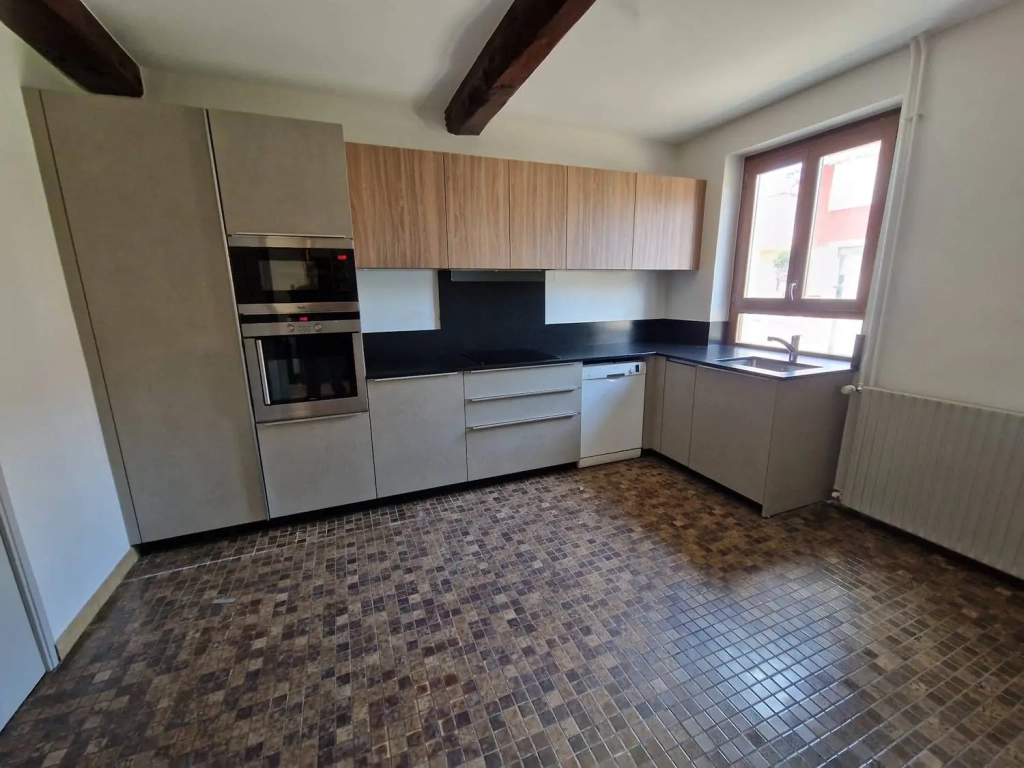 Création d'un projet de cuisine sur mesure avec façades en béton proche de Lyon