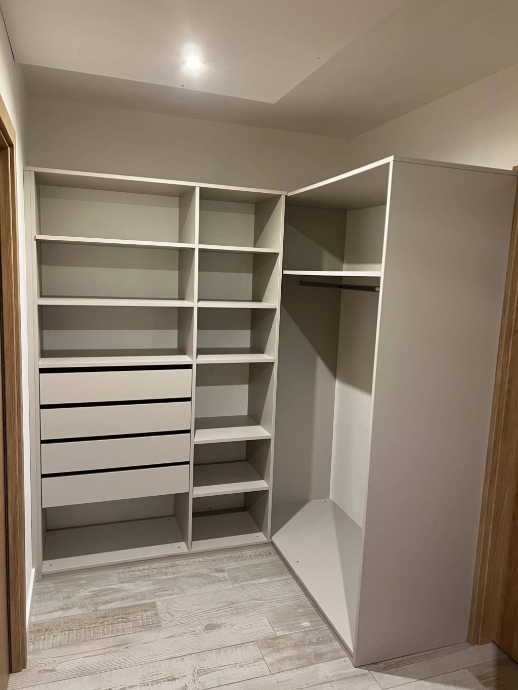 Porte de garage sur mesure GENAS